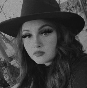 Meet your Posher, Jacqueline